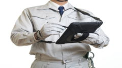 コンセント工事でレイアウト自由な寝室に！